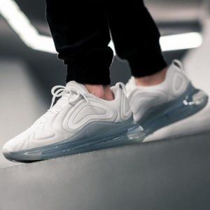Nike Air Max 720 Men's Shoe - SIZE 11